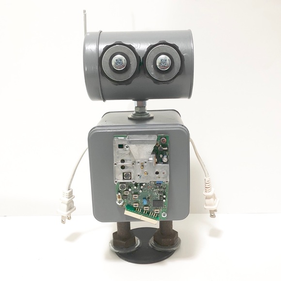 Found Objects Robot Sculpture - Picture 3 of 5